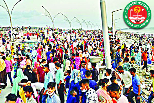 নিষেধাজ্ঞা ভেঙে বিনোদন কেন্দ্রে ভিড়