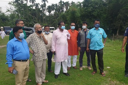 ক্যানসার রোগীদের সুচিকিৎসায় এগিয়ে এলেন বাণিজ্যমন্ত্রী