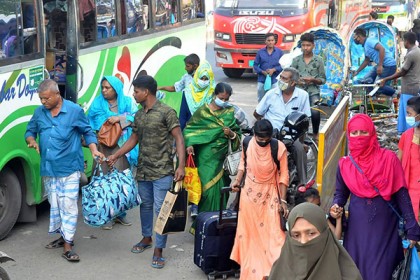 ঈদ শেষে তিন দিনে ঢাকায় ফিরেছে ৩৩ লক্ষাধিক মানুষ
