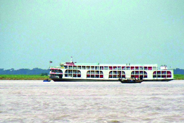 সরকারি নির্দেশনা না পাওয়া পর্যন্ত লঞ্চ চলাচল বন্ধ থাকবে