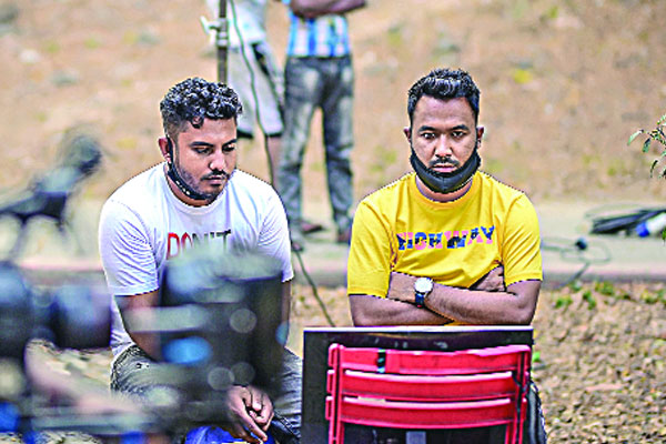নির্মাণেও পলাশের বাজিমাত