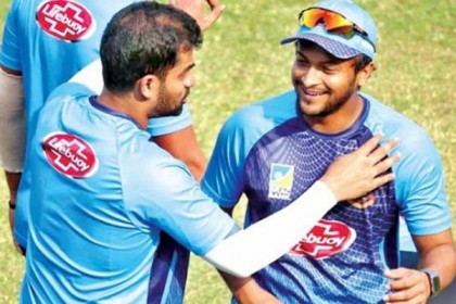 আলোচনায় সাকিব, যা বললেন তামিম 