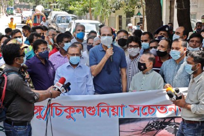 তিন দিনে এক দিন জমা পানি ফেলে দিন : আতিকুল ইসলাম

