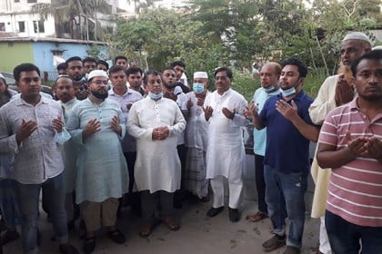 প্রাণঘাতি করোনা নিয়ে সরকার ব্যবসা করছে: বরকত উল্লাহ বুলু

