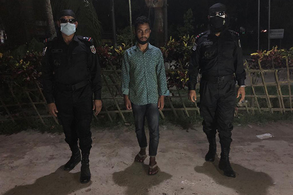 রংপুরে র‌্যাবের অভিযানে জেএমবি সদস্য গ্রেফতার