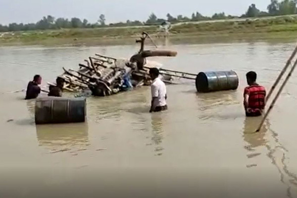 টাঙ্গাইলের কালিহাতীতে ৭টি বাংলা ড্রেজার ধ্বংস