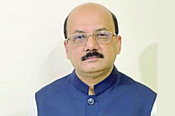সামনে আউয়াল পেছনে কাউন্সিলর