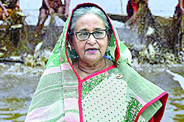যুবসমাজকে চাকরির পেছনে না ছুটে উদ্যোক্তা হওয়ার আহ্‌বান প্রধানমন্ত্রীর