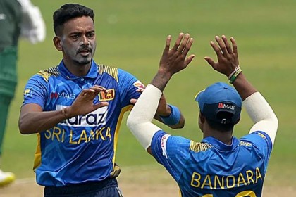 এবার শূন্য রানে মিঠুনের বিদায়, চাপে বাংলাদেশ