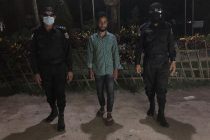 রংপুরে র‌্যাবের অভিযানে জেএমবি সদস্য গ্রেফতার