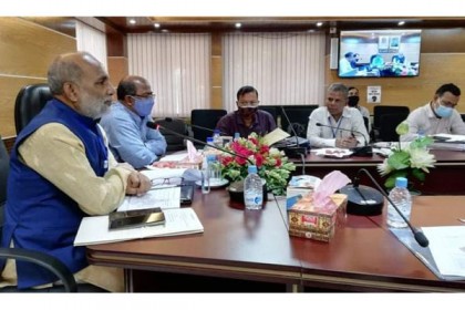 করোনার অজুহাতে প্রকল্পের কাজে শৈথিল্যের সুযোগ নেই : প্রাণিসম্পদ মন্ত্রী