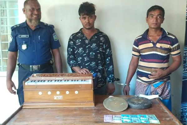 নেত্রকোনায় মন্দিরে চুরি, মালামালসহ আটক দুই