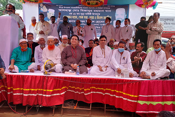 শ্রীপুরে মিজানুর রহমান খানের মৃত্যুবার্ষিকীতে দোয়া মাহফিল 