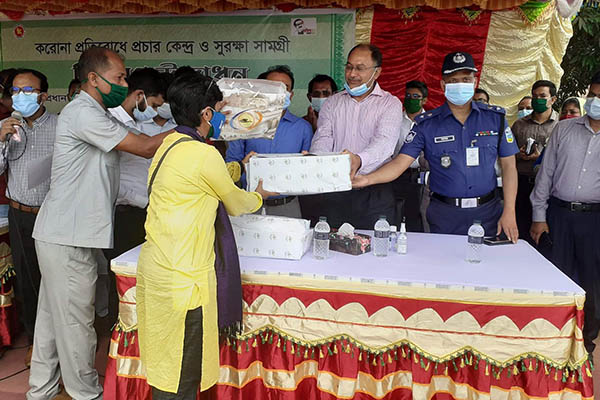 নেত্রকোনায় করোনা প্রতিরোধে স্থায়ী প্রচার কেন্দ্র উদ্বোধন