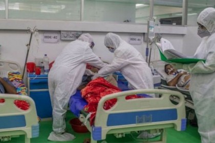 হাসপাতালে ভর্তি বেড়েছে করোনা রোগীর 