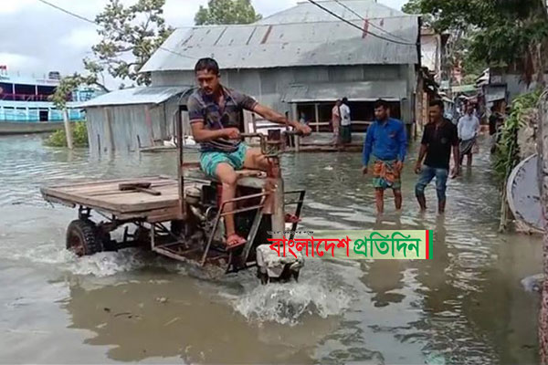 পটুয়াখালীর উপকূল পানিতে থৈ থৈ