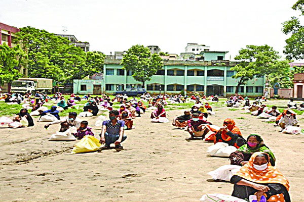 নৌবাহিনীর মানবিক সহায়তা