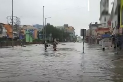 ঘূর্ণিঝড় ইয়াসে জলোচ্ছ্বাসে ভাসছে পশ্চিমবঙ্গের দিঘা (ভিডিও)