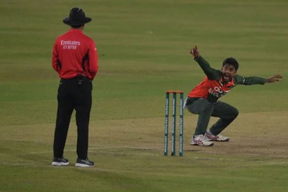আইসিসি বোলিং র‌্যাংকিংয়ের দুইয়ে মিরাজ