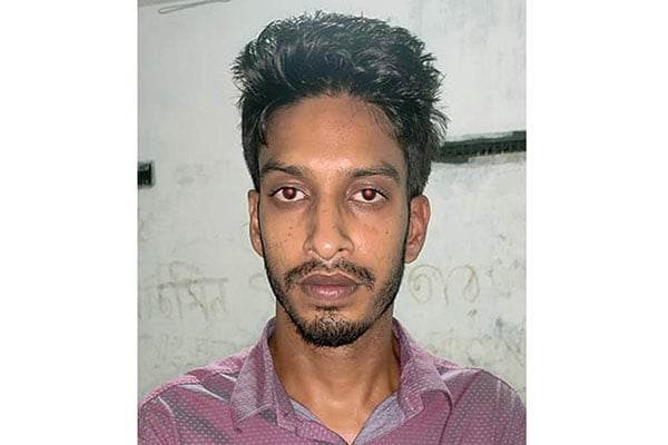 ধুনটে পুলিশকে পেটানোর মামলায় জুয়াড়ি গ্রেফতার
