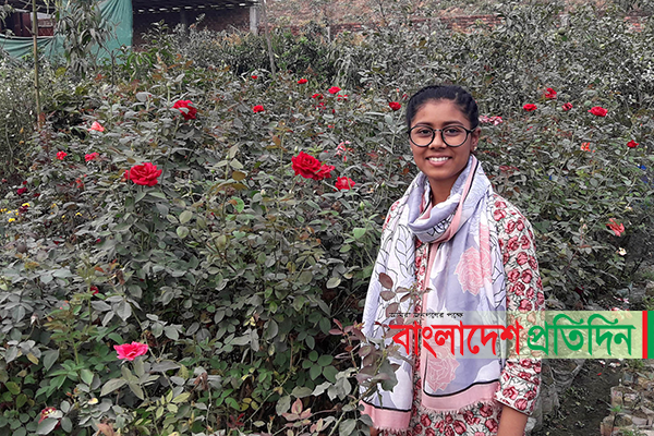 করোনাকালে নার্সারি গড়ে সফল কলেজছাত্রী নিতু 