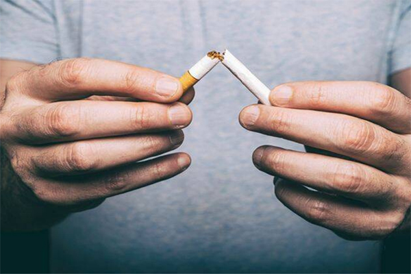 ধূমপানে করোনায় মৃত্যুর ঝুঁকি ৫০ শতাংশ বাড়ে