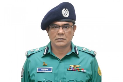 
সিলেটে আবাসিক হোটেল মালিকরা পুলিশের নজরদারিতে