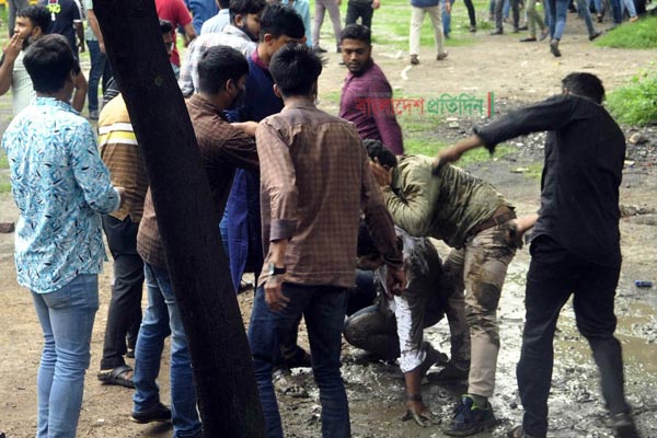 ঢাবিতে ছাত্রদলের কর্মসূচিতে ছাত্রলীগের হামলার অভিযোগ 