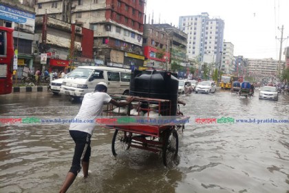 আগের থেকে দ্রুতই পানি সরে যাচ্ছে: ডিএনসিসি
