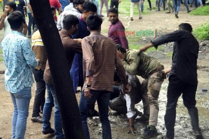 ঢাবিতে ছাত্রদলের কর্মসূচিতে ছাত্রলীগের হামলার অভিযোগ 