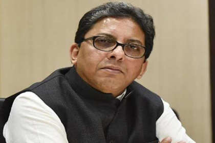 কেন্দ্রের শোকজে বিপাকে সাবেক মুখ্যসচিব আলাপন