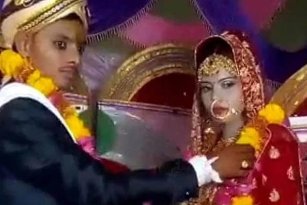 মালাবদল মুহূর্তে কনের হার্ট অ্যাটাক, মৃতদেহ পাশের ঘরে রেখে ছোটবোনের বিয়ে