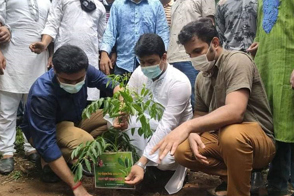 
বিশ্ব পরিবেশ দিবসে ঢাবিতে ছাত্রলীগের ১০১টি বৃক্ষরোপণ