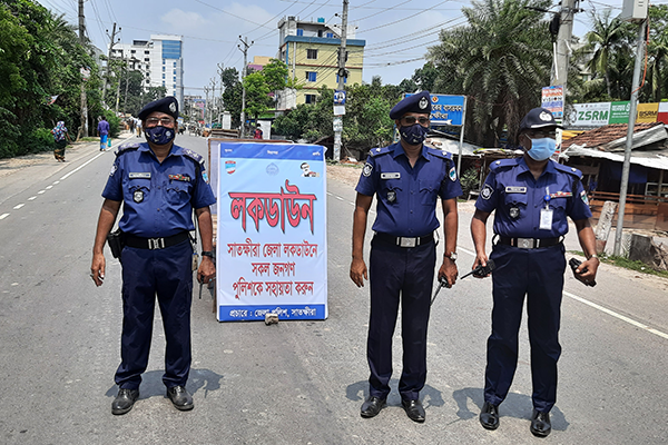 প্রথমদিনে সাতক্ষীরায় লকডাউন ঢিলেঢালা ভাবে পালিত 