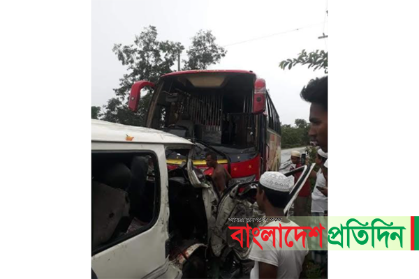 চকরিয়ায় বাস-মাইক্রোবাসের মুখোমুখি সংঘর্ষ, আহত ১০