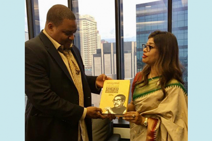 ‘মুজিববর্ষে’ বঙ্গবন্ধুকে গভীর সম্মান জানালেন আটলান্টিক সিটি মেয়র
