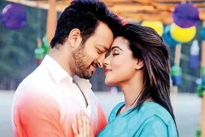 ৮ বছর পর নির্মাতা রাজুর পরিচালনায় সাইমন-মাহি 