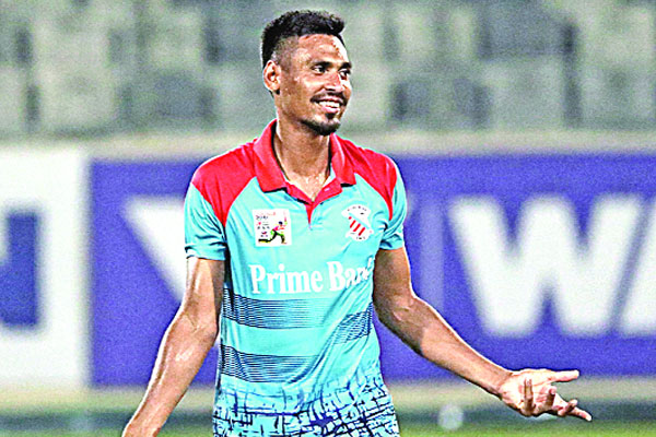কাটার মাস্টারের ৫ উইকেট