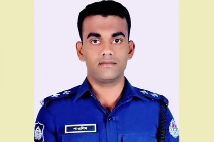 লঞ্চে উঠতে গিয়ে নদীতে পড়ে পুলিশ কর্মকর্তার মৃত্যু