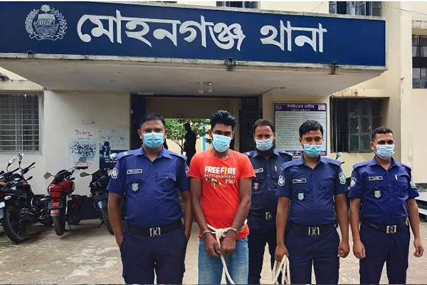 মোহনগঞ্জে দুই মামলায় সাজাপ্রাপ্ত পলাতক আসামি গ্রেফতার