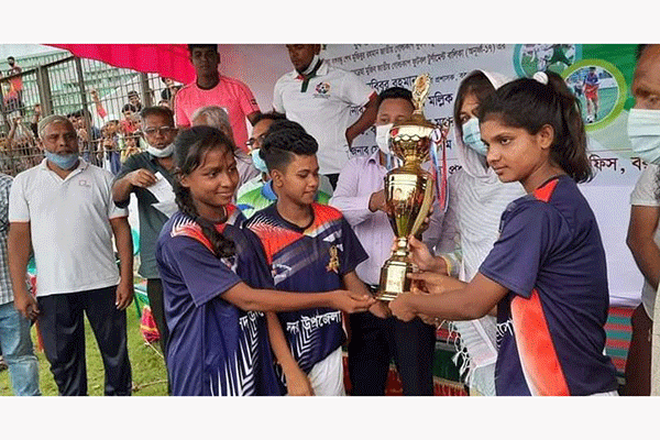 বঙ্গবন্ধু ও বঙ্গমাতা ফুটবল গোল্ড টুর্নামেন্টে বরগুনা চ্যাম্পিয়ন