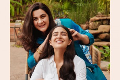 ৩০ বছর পর মেয়ের সঙ্গে ফিরলেন অমৃতা সিং