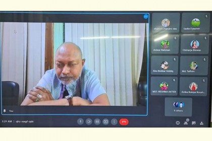 বিদায়ের আগে রাত সাড়ে ৩টায় ক্লাস নিলেন উপাচার্য কলিমউল্লাহ