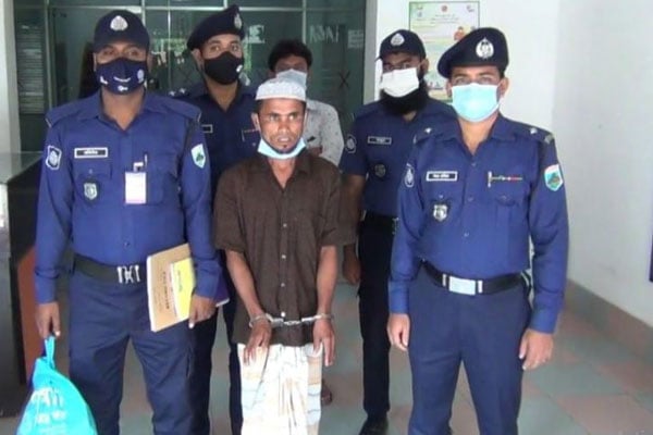 স্ত্রীর সঙ্গে পরকীয়া, প্রতিশোধ নিতে প্রেমিকের অন্তঃসত্ত্বা স্ত্রীকে গলাকেটে হত্যা!