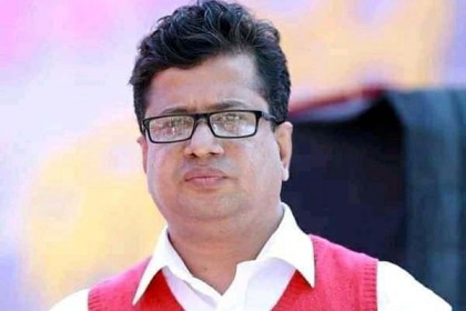 আন্দোলনকারীদের সাথে নিয়েই উপাধ্যক্ষ পদে যোগদান করলেন অধ্যাপক কাইয়ুম