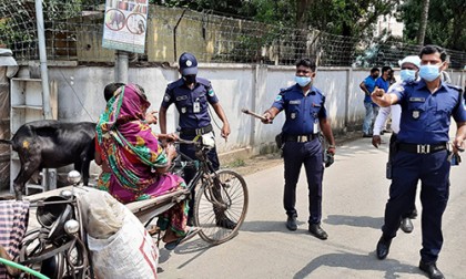 সাতক্ষীরায় লকডাউন আরও এক সপ্তাহ বৃদ্ধি, শনাক্তের হার ৫২.৬০ শতাংশ

