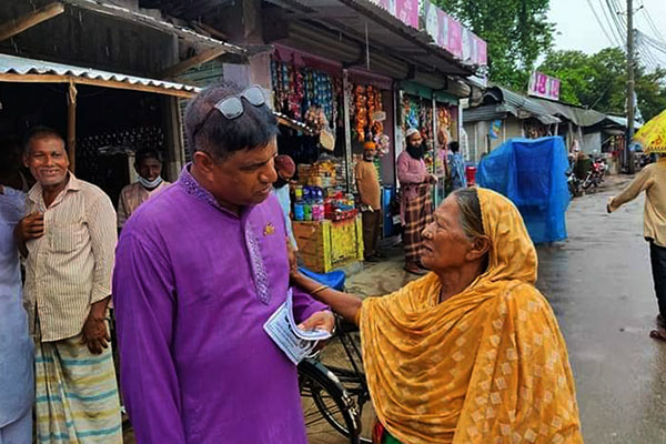 প্রচার প্রচারণায় জমে উঠেছে সেতাবগঞ্জ পৌরসভা নির্বাচন