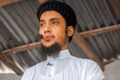 ইসলামী বক্তা আদনান নিখোঁজ, মোবাইল বন্ধ