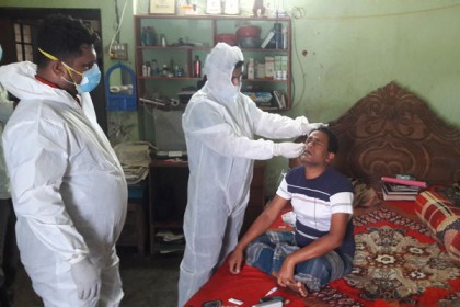 এমপি শেখ তন্ময়ের উদ্যোগ ‘নমুনা সংগ্রহকারী যাবে আপনার বাড়ি’ 