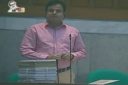 ইসলামী বক্তা আদনান প্রসঙ্গে সংসদে যা বললেন বিএনপির এমপি মোশারফ  

